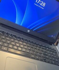 Лаптоп HP 250 G3 8 GB